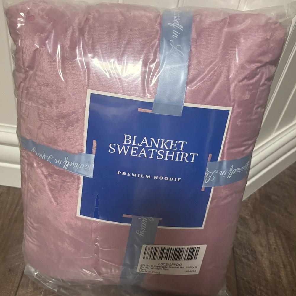 Premium Hoodie Blanket Sweatshirt - Pink
